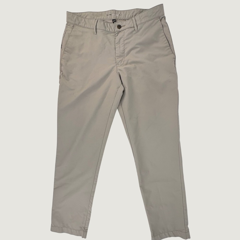 Banana Republic Performance Chino Pants Mens 32x30 Khaki Gray Tech Pocket